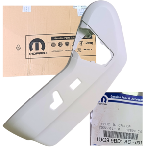 Boczek osłona boczna fotela kierowcy ORYGINALNA 1UQ99BD1AC OE